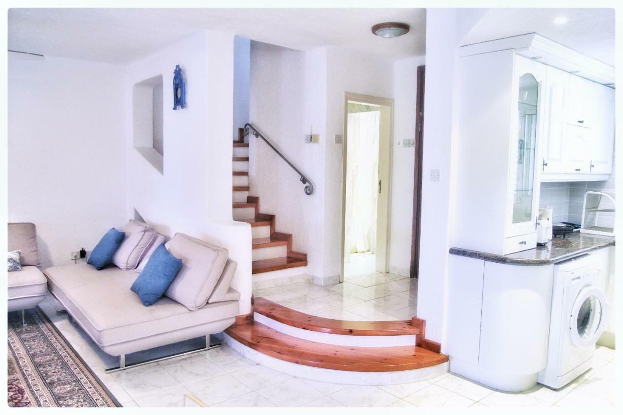 Sea Front Villa Vera Χλώρακα Εξωτερικό φωτογραφία
