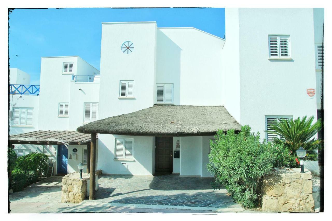 Sea Front Villa Vera Χλώρακα Εξωτερικό φωτογραφία